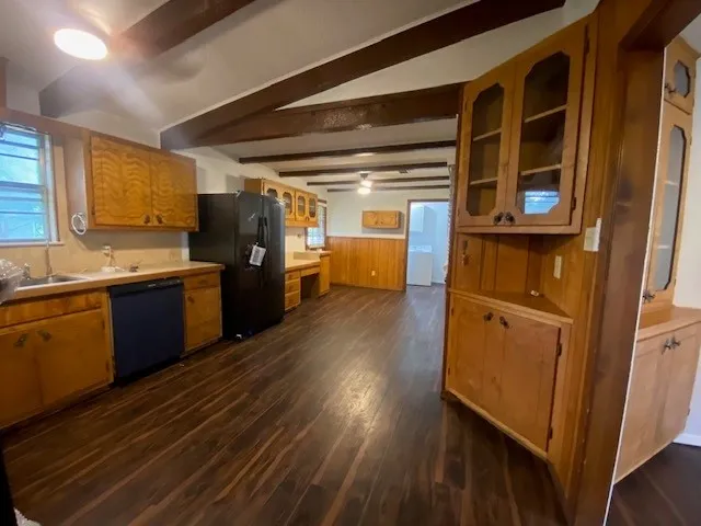 605 E Kerr Street E Burnet, TX 78611