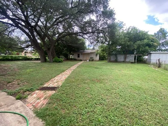 605 E Kerr Street E Burnet, TX 78611