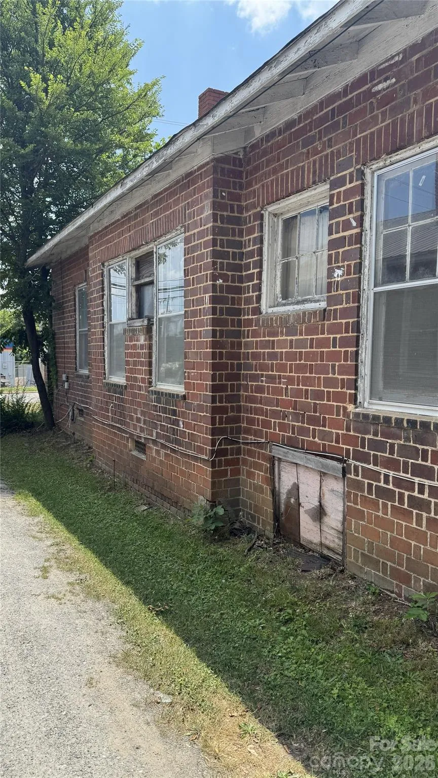 317 Washington Street Shelby, NC 28150