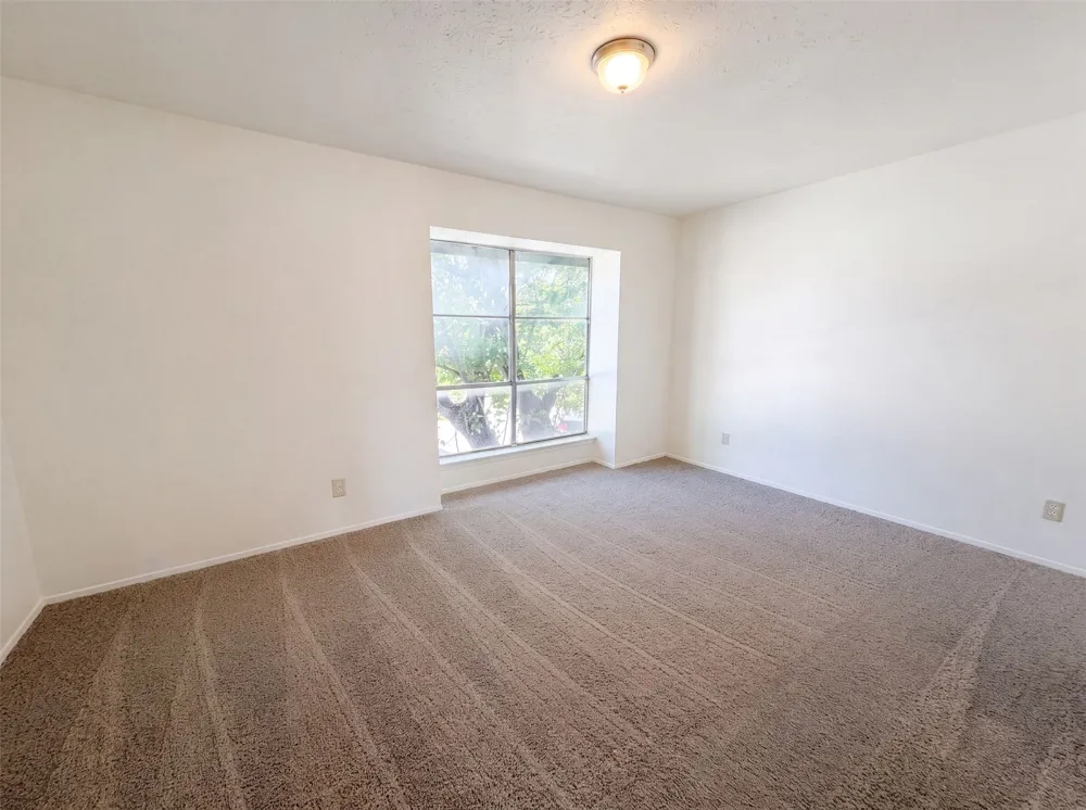 260 Rolling Hills Place Lancaster, TX 75146