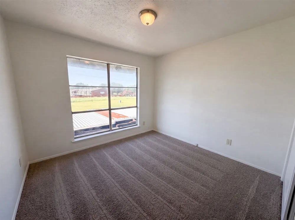 260 Rolling Hills Place Lancaster, TX 75146