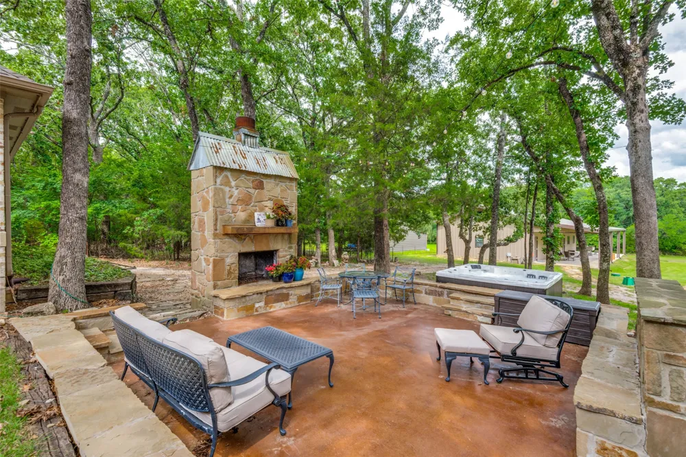 9011 Texas Trail Terrell, TX 75160
