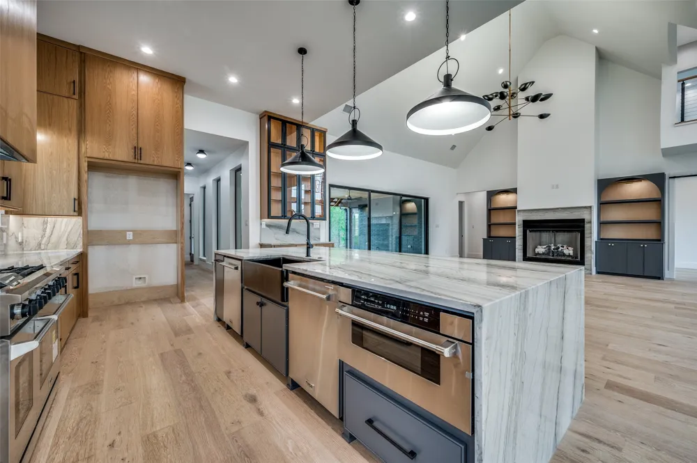 1973 Carter Lane Gunter, TX 75058