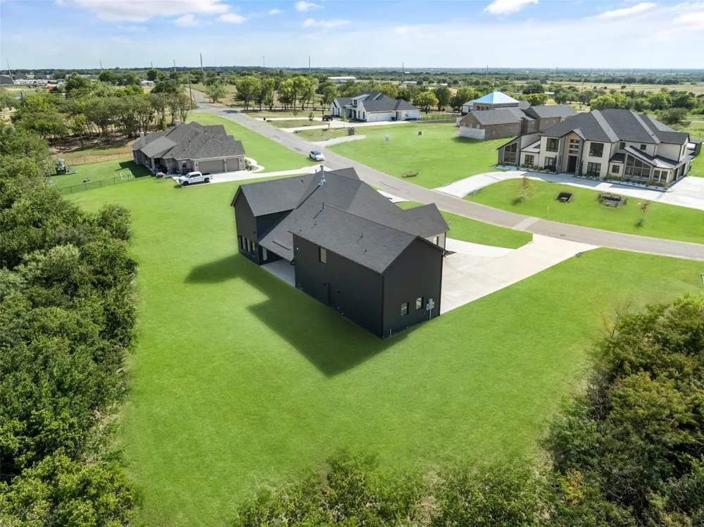 1973 Carter Lane Gunter, TX 75058