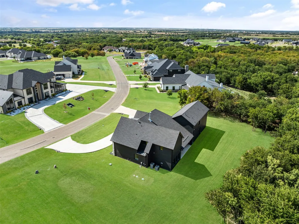 1973 Carter Lane Gunter, TX 75058