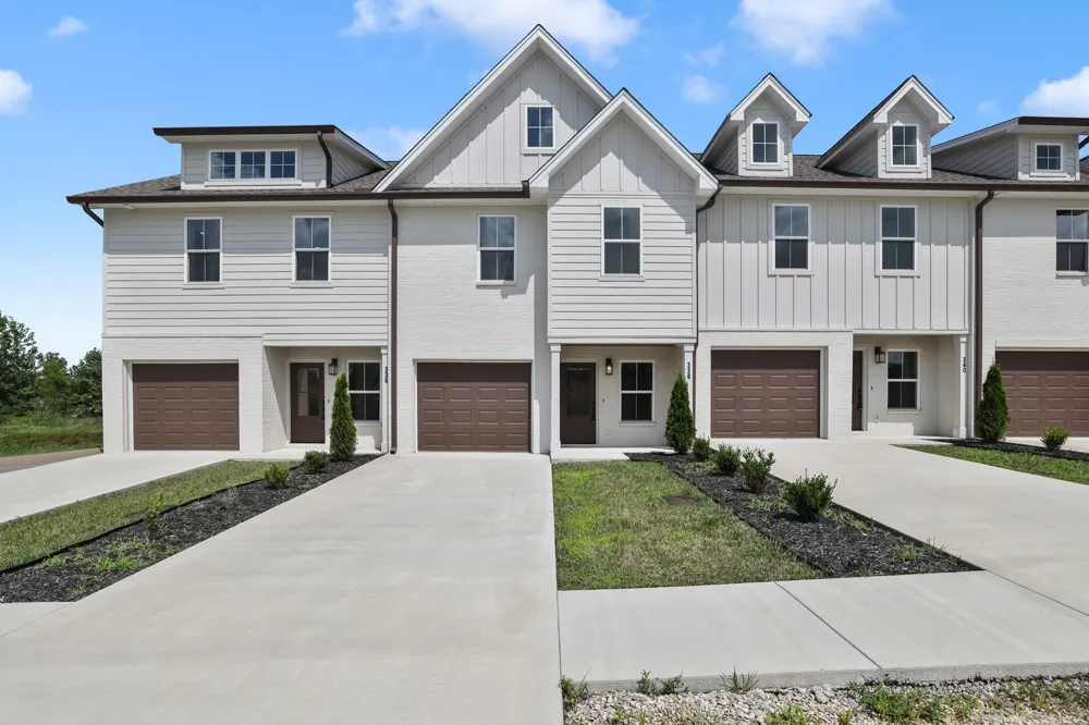 338 Legends Cir Baxter, TN 38544