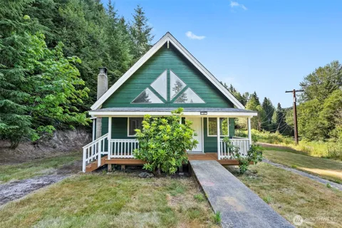 995 Davis Lake Road