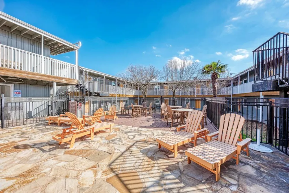 2401 Manor Road #133 Austin, TX 78722