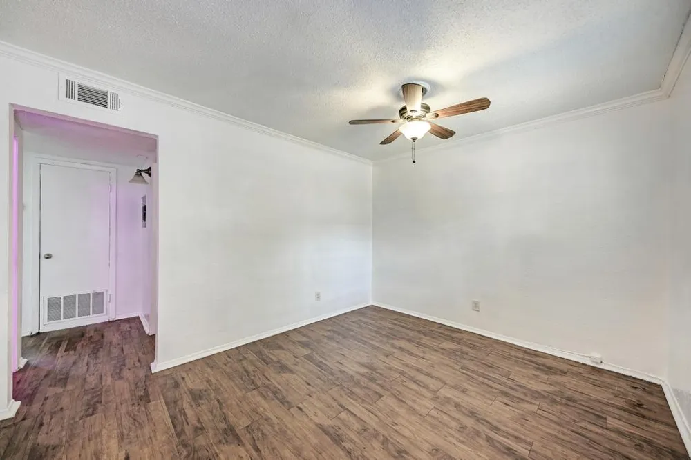2401 Manor Road #133 Austin, TX 78722