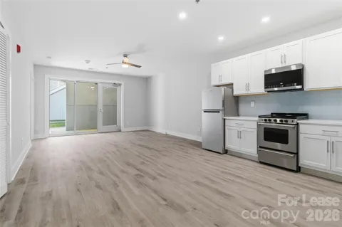 350 W Main Avenue #102