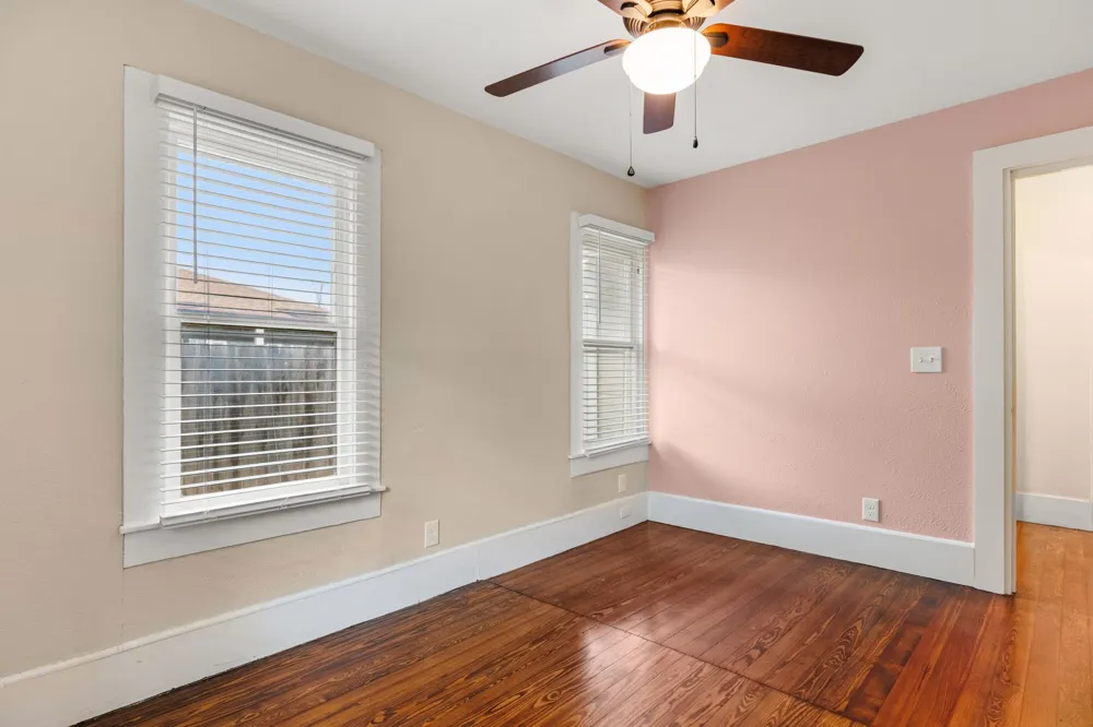 515 W 6th Street McGregor, TX 76657