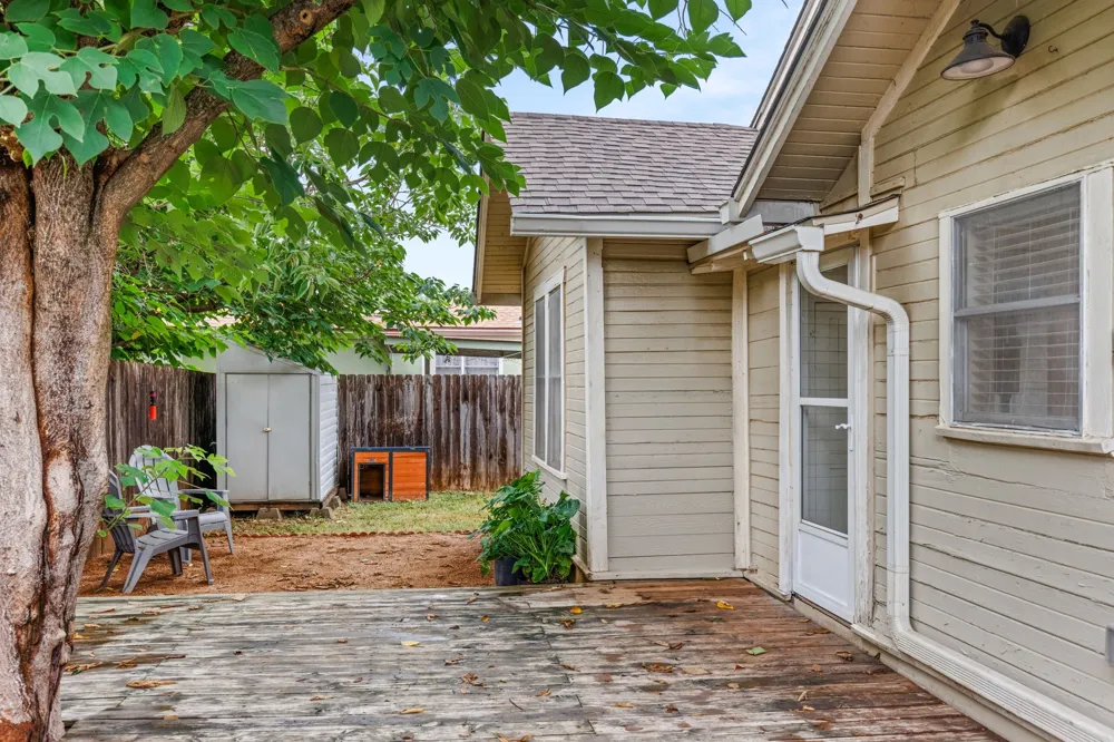 515 W 6th Street McGregor, TX 76657
