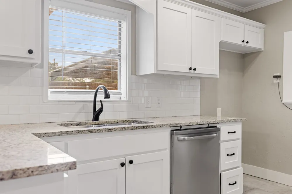 515 W 6th Street McGregor, TX 76657