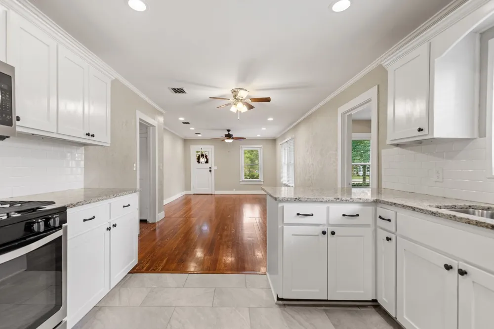 515 W 6th Street McGregor, TX 76657