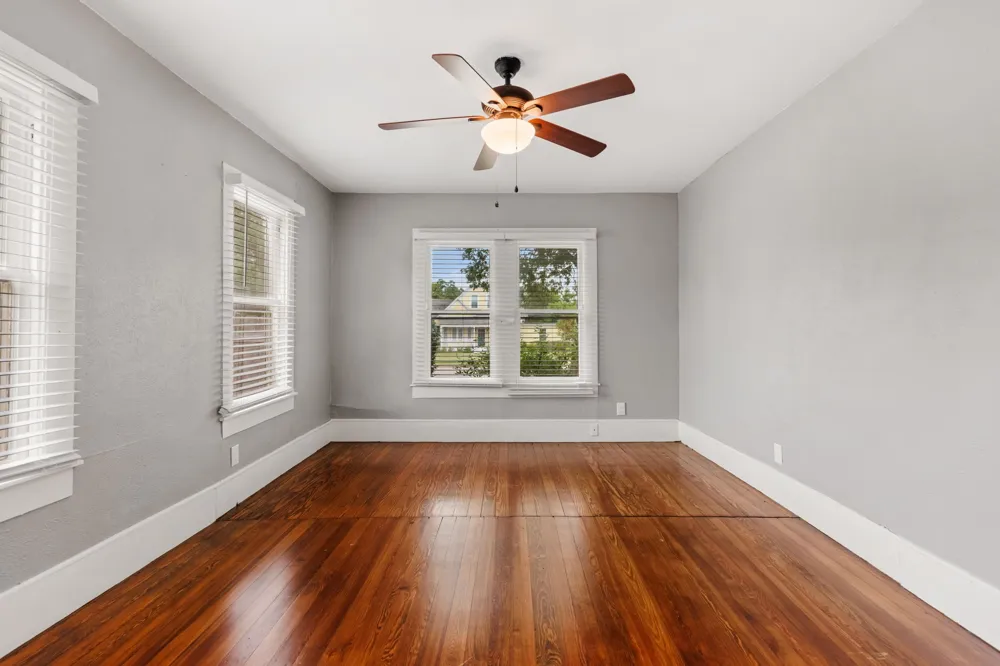 515 W 6th Street McGregor, TX 76657