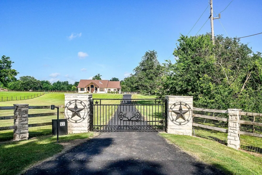 3535 Mccrary Road Richmond, TX 77406