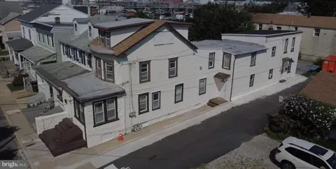 2 W 2ND STREET #3