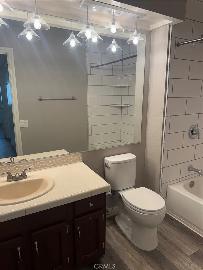 242 E Fern #205 Redlands, CA 92373