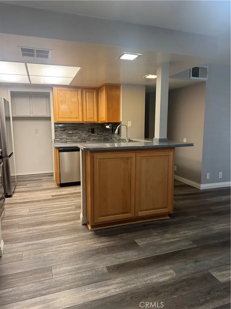 242 E Fern #205 Redlands, CA 92373