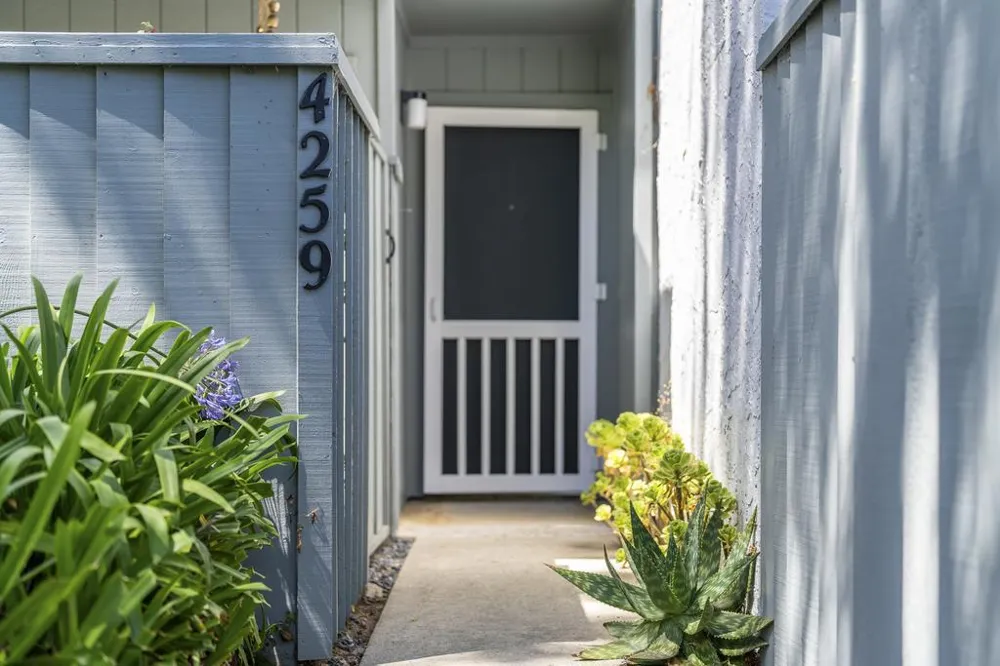 4259 Sea Pines Court Capitola, CA 95010