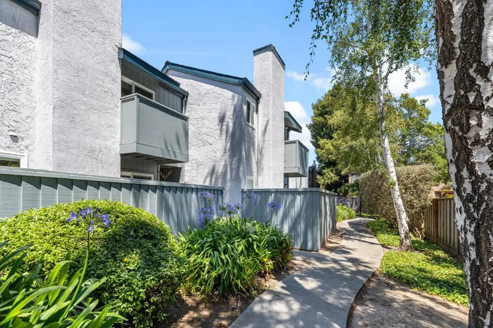 4259 Sea Pines Court Capitola, CA 95010
