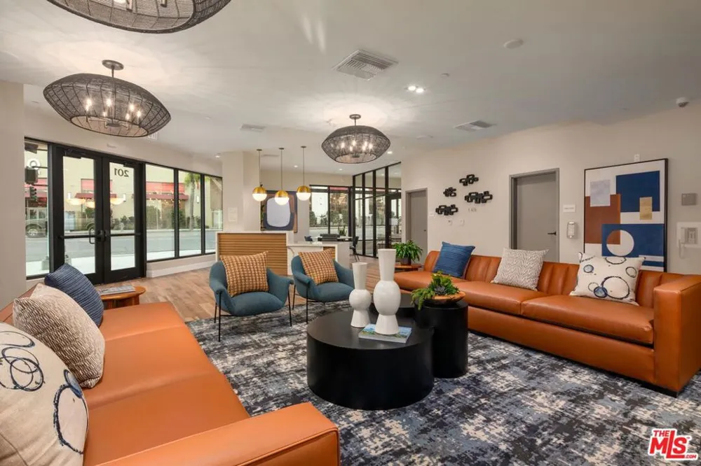 201 La Brea Avenue #419 Inglewood, CA 90301