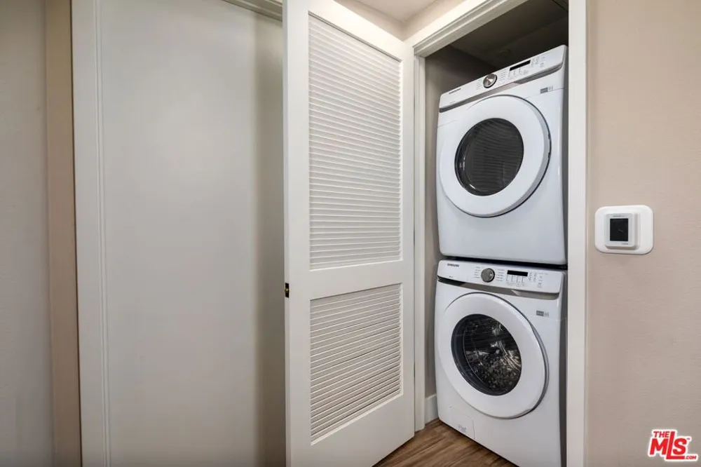 201 La Brea Avenue #419 Inglewood, CA 90301