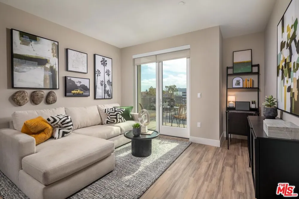201 La Brea Avenue #419 Inglewood, CA 90301