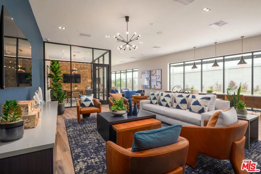 201 La Brea Avenue #419 Inglewood, CA 90301