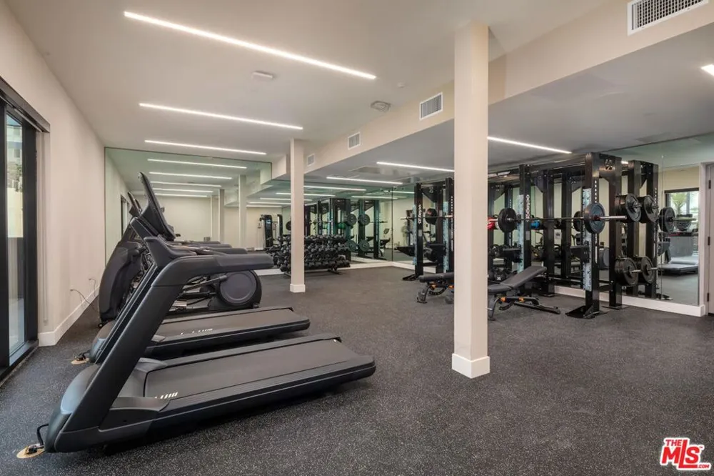 201 La Brea Avenue #419 Inglewood, CA 90301