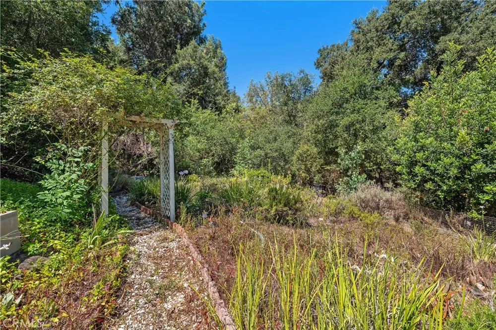 20609 Callon Drive Topanga, CA 90290
