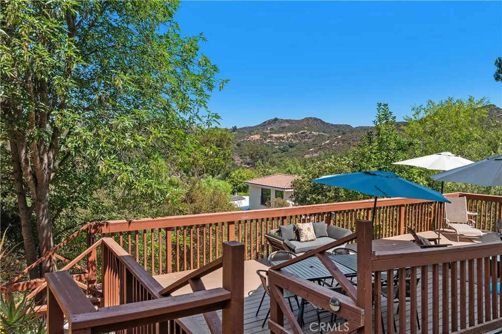 20609 Callon Drive Topanga, CA 90290