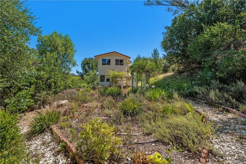 20609 Callon Drive Topanga, CA 90290