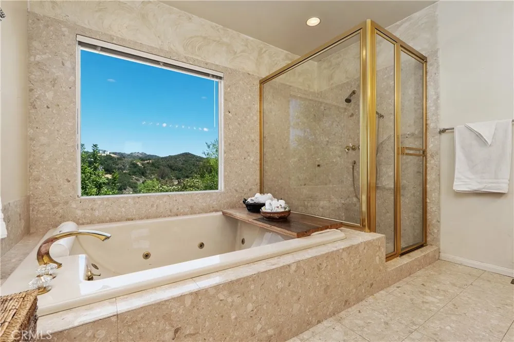 20609 Callon Drive Topanga, CA 90290
