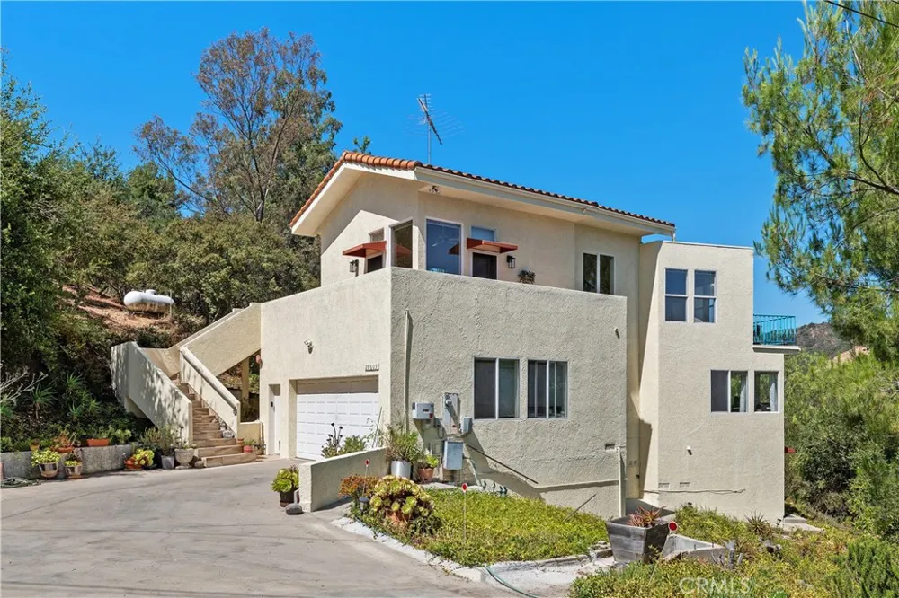 20609 Callon Drive Topanga, CA 90290