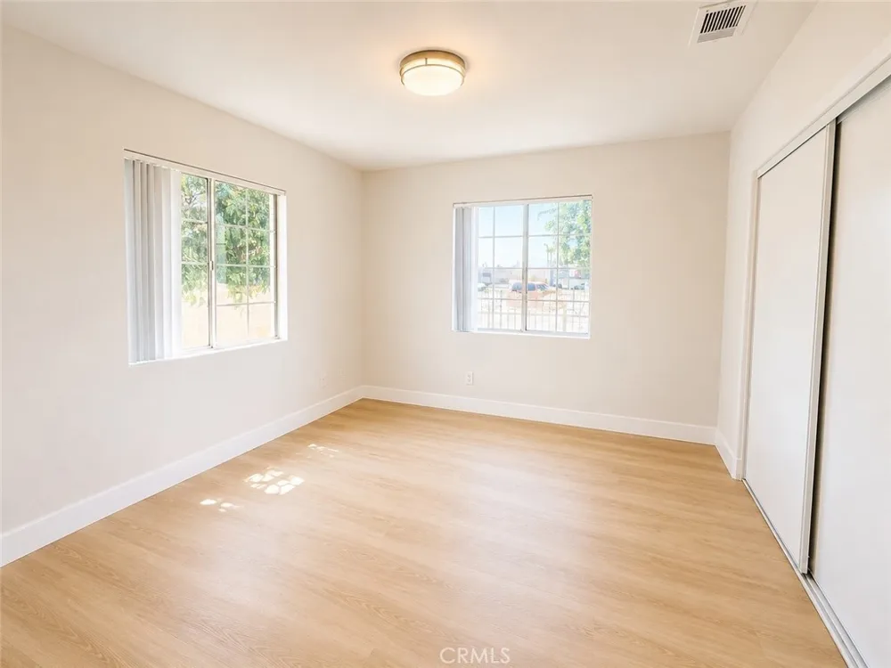 548 Reservoir Pomona, CA 91767