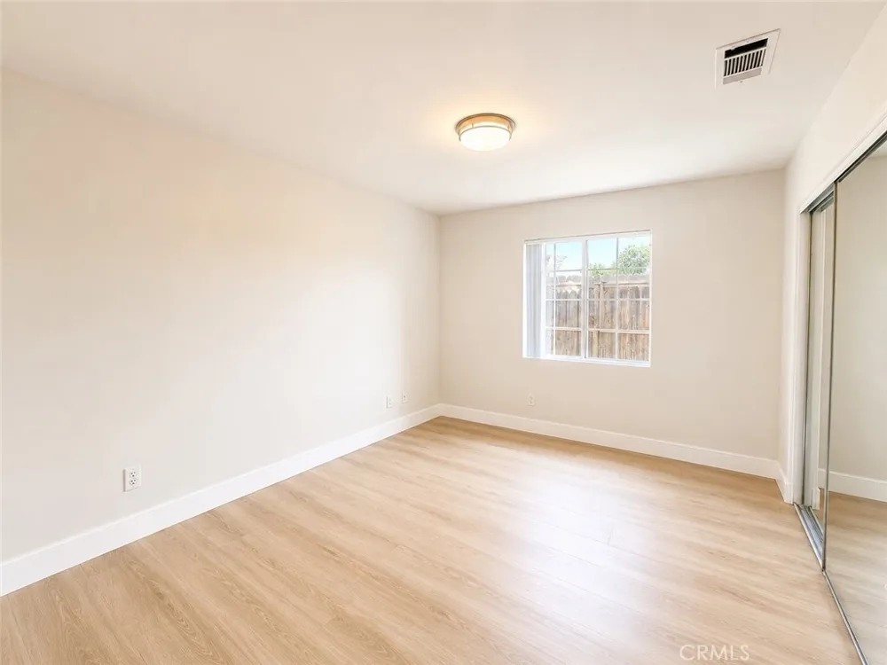 548 Reservoir Pomona, CA 91767