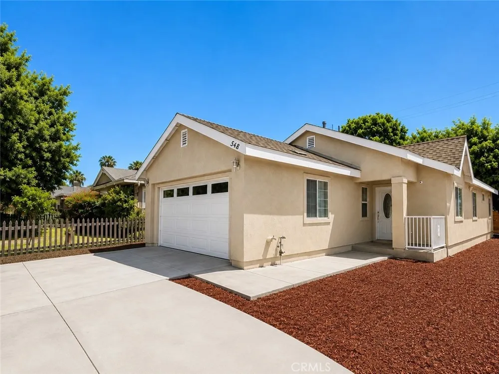548 Reservoir Pomona, CA 91767