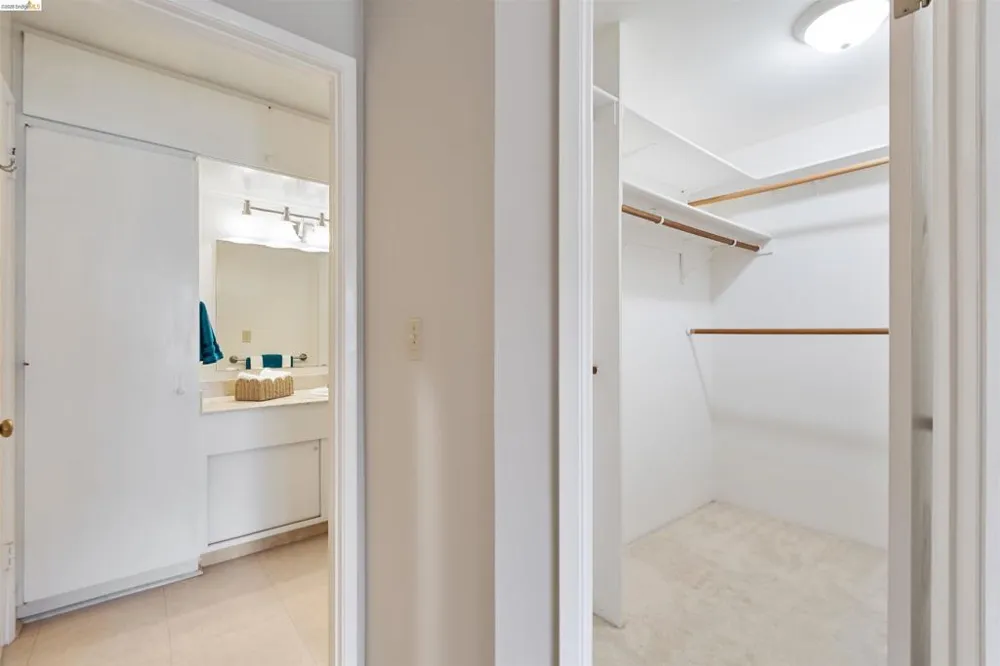 8 Captain Drive #E356 Emeryville, CA 94608