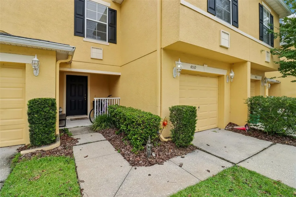 4559 LACEBARK TRAIL Oviedo, FL 32765