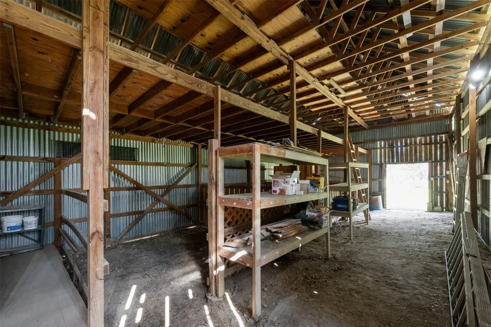 212 County Road 229 Road Briggs, TX 78608