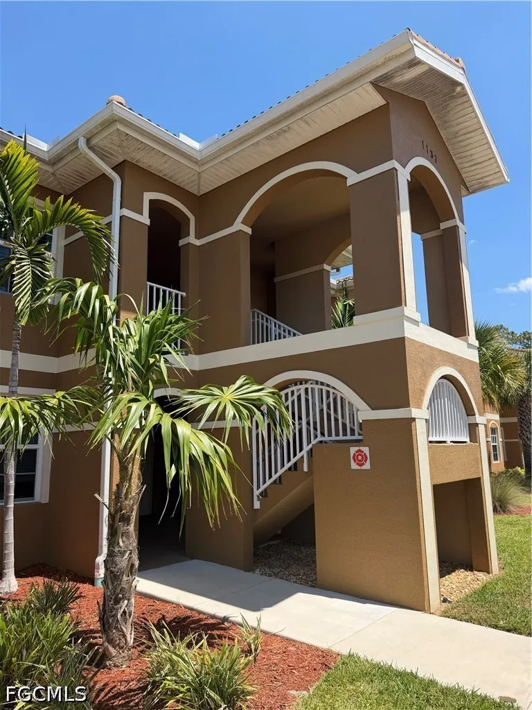 Winding Pines Circle #205 Cape Coral, FL 33909