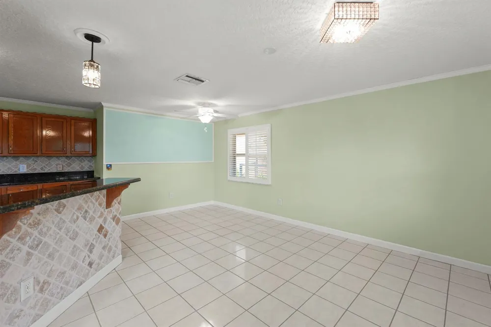 9746 SE Landing Place Tequesta, FL 33469