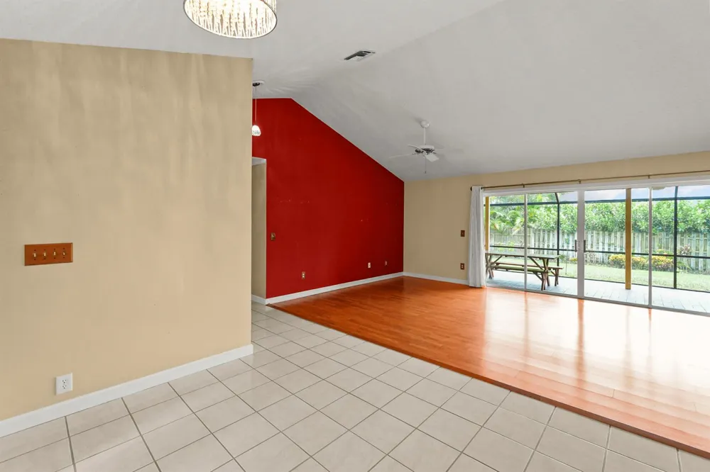 9746 SE Landing Place Tequesta, FL 33469