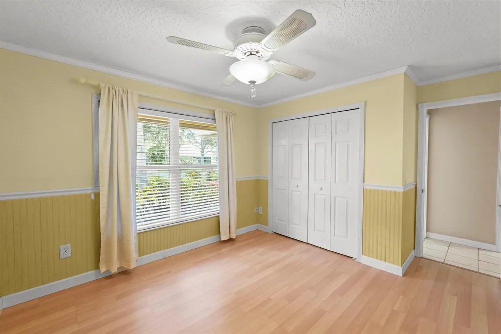 9746 SE Landing Place Tequesta, FL 33469