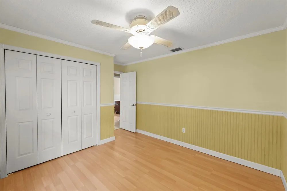 9746 SE Landing Place Tequesta, FL 33469
