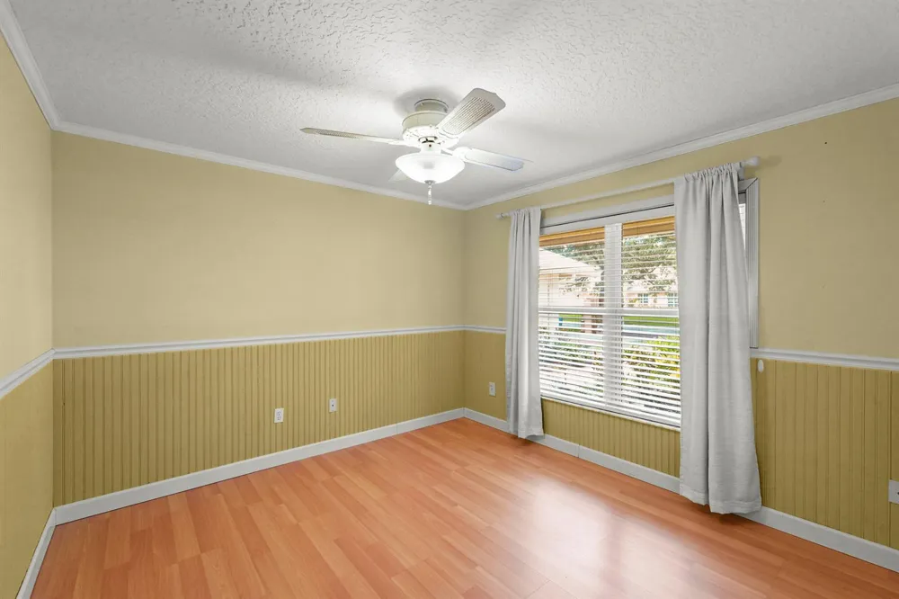 9746 SE Landing Place Tequesta, FL 33469