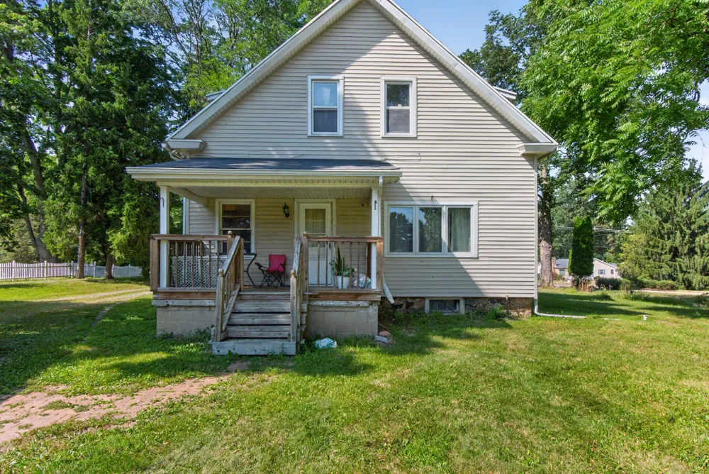 2807 McCain Road Jackson, MI 49203