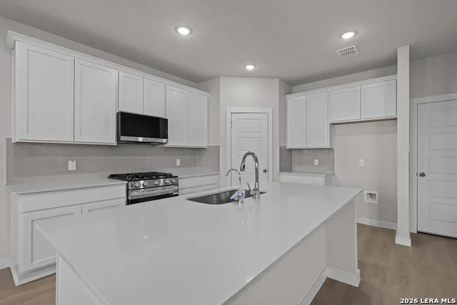 7383 Teal Trace Leon Valley, TX 78240