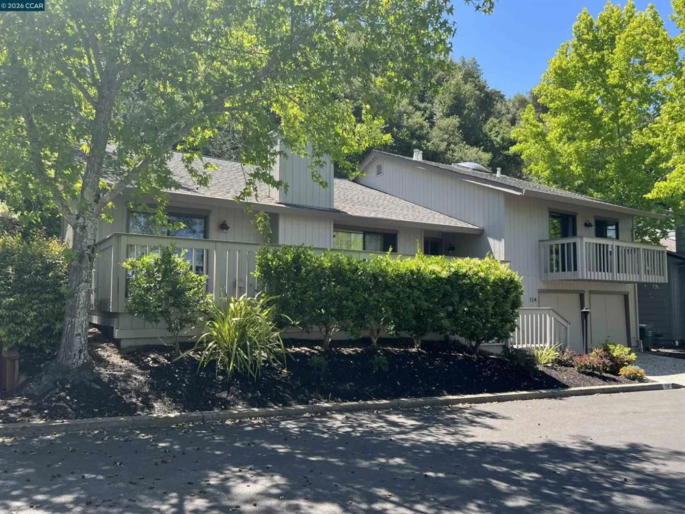 114 Brookline St Moraga, CA 94556